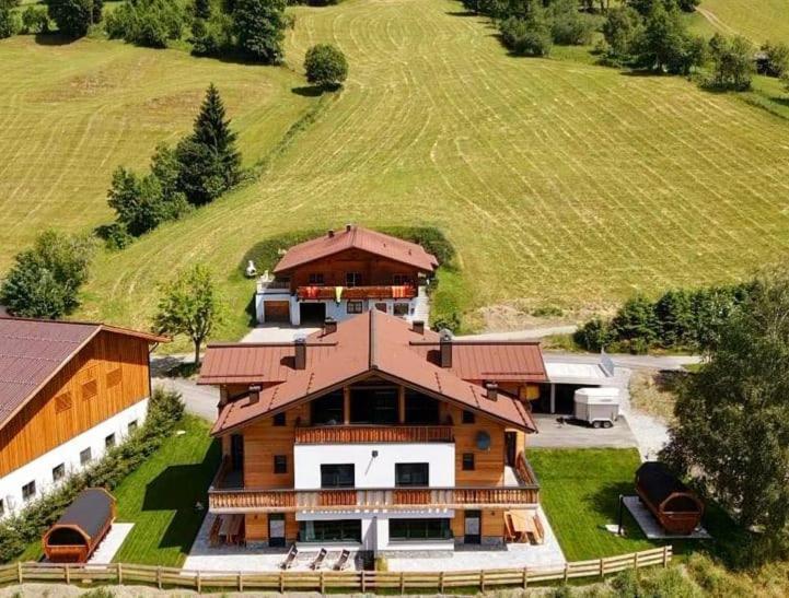 Gut Stein Panoramalodge Muhlbach Am Hochkonig Bagian luar foto